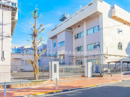 ���ӊ� ���w�Z 370m ���旧���䒆�w�Z