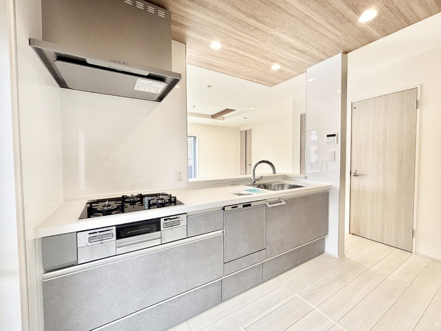 �L�b�`�� �����g���L�b�`��������A�g���₷�����������̂��₷���ɂ������܂����B 