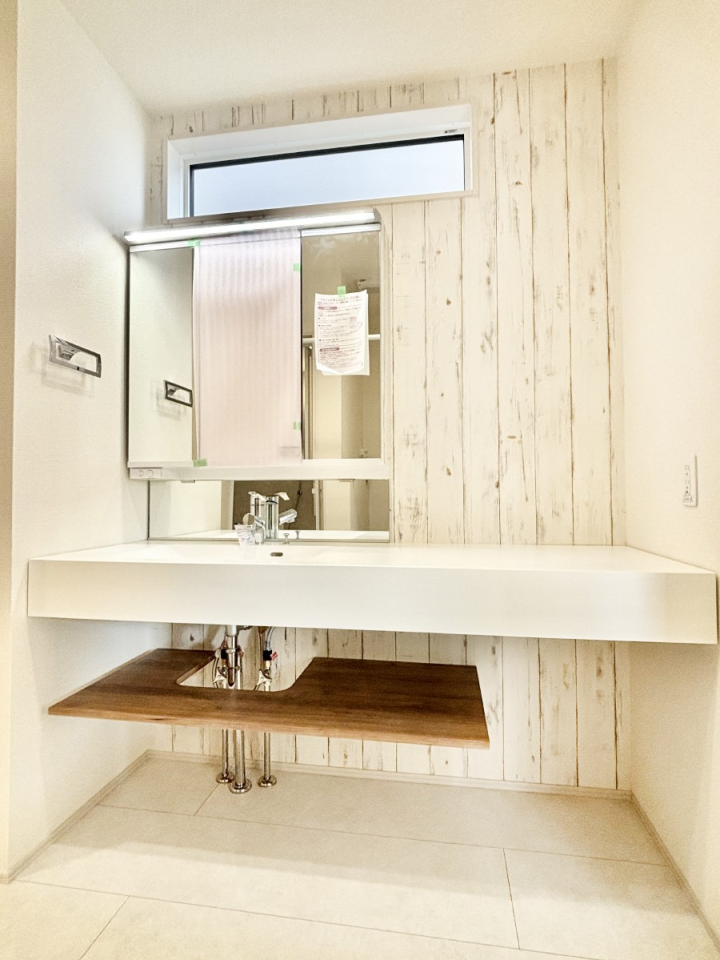 ���ʑ�E���ʏ� ���邢���ʏ��͖����̐g�x�x���y�����ł����Ⴂ�����ł��B