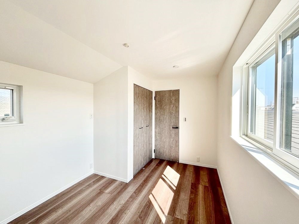 ���̑����� ���[���[�����Ă���̂ŁA���Z�X�y�[�X���L���g���܂��B