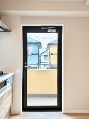 ���̑����� ���C���̌��ɂ����ꂵ�������