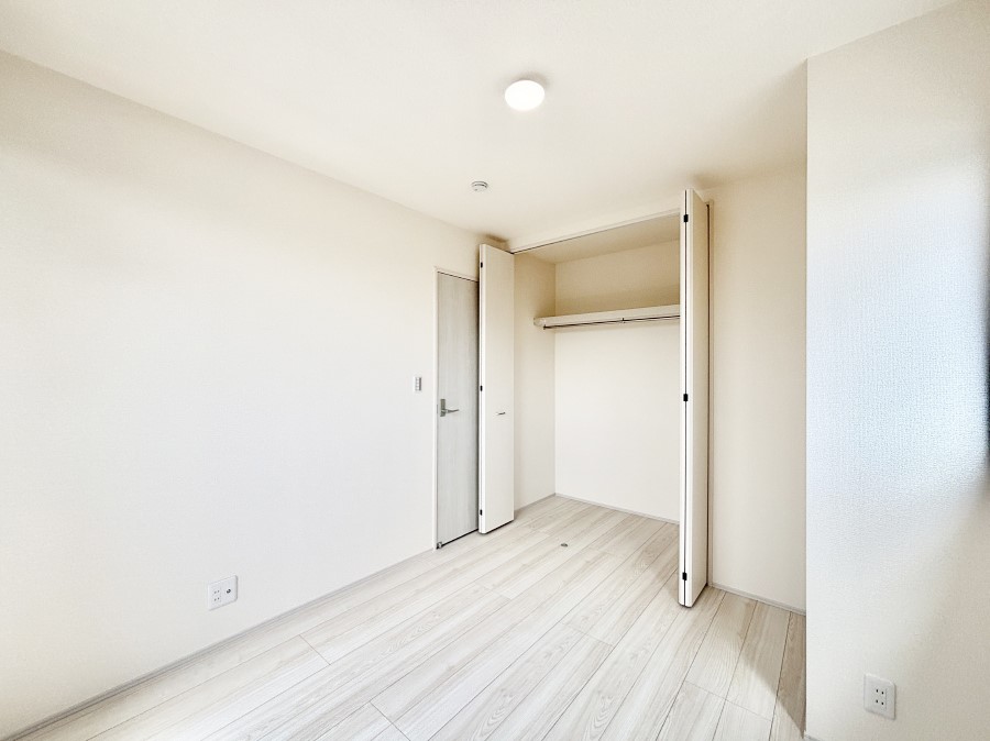 �q������ �q�������ɂ��������߂Ȏ��[�X�y�[�X�����Ղ�̋���