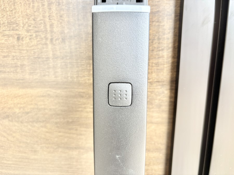 ���� ���N���N�J���I�X�}�[�g�R���g���[���L�[�B