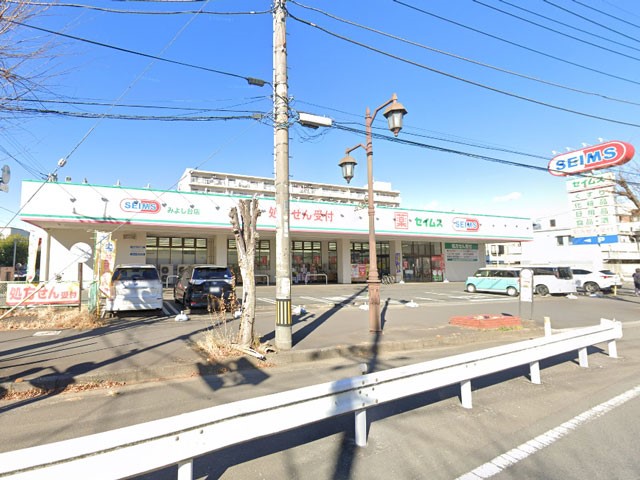 ���ӊ� �h���b�O�X�g�A 800m �h���b�O�Z�C���X�݂悵��X