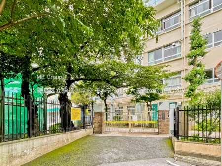 ���ӊ� ���w�Z 720m �L���旧����w�Z