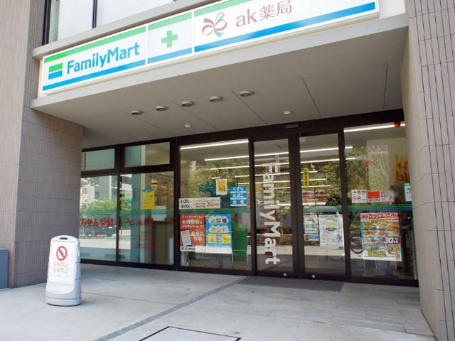 ���ӊ� �R���r�j 400m �t�@�~���[�}�[�g ����]�Óc�̓m�X