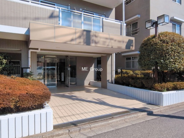 �G���g�����X -