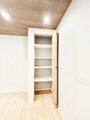 ���[ �p���g���[�����r���O���[�t���I���p�i��H�i�̃X�g�b�N�ȂǃX�b�L�����[�ł��܂��B