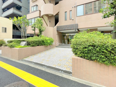 �G���g�����X -