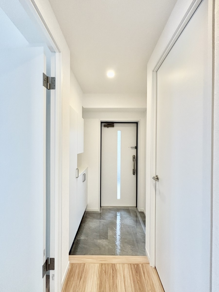 ���� ���ւɂ͎��[�������Ղ肠��̂ŃX�b�L�������q���I�ȋ�Ԃ�ۂĂ���