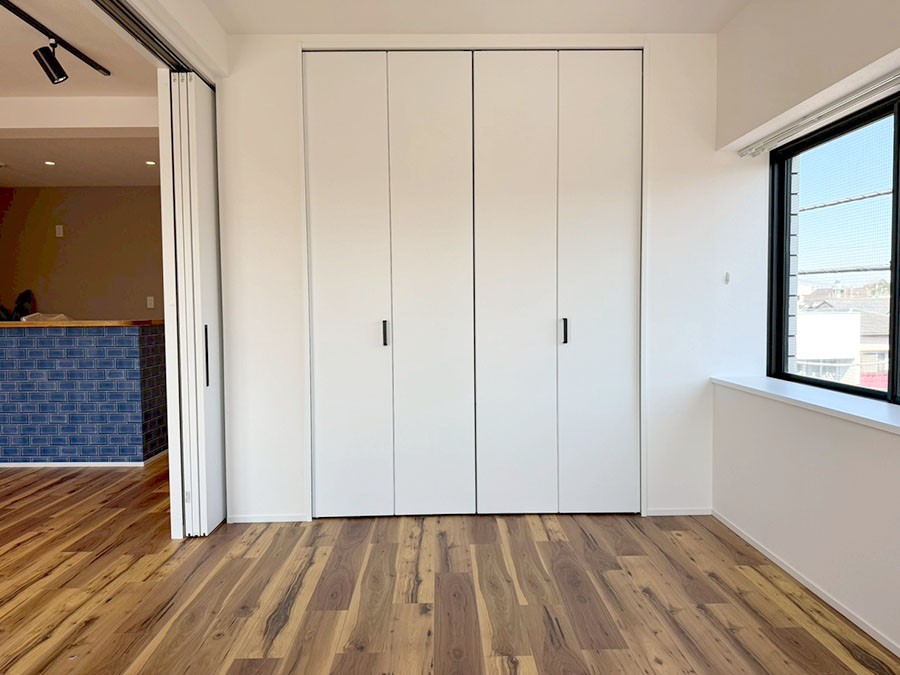 ���[ �����Ղ�̎��[�X�y�[�X�ł��ł��Z��Ԃ��X�b�L���ۂĂ���