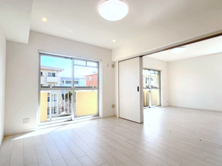 ���̑����� ���r���O�אڂ̗m���͊J�����ă��r���O�̉����Ƃ��Ă��g���܂�