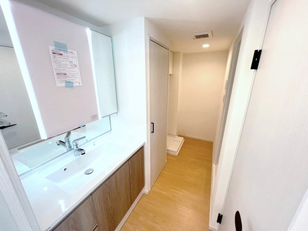 ���ʑ�E���ʏ� ������������ʉ��ώ��Œ��̐g�x�x�����K  