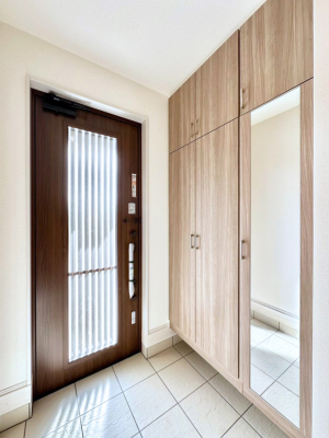 ���� ���邢���ւ͂��q�l�����o�}������̂ɂ҂�����ł��I 