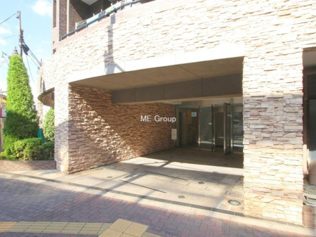 �G���g�����X -