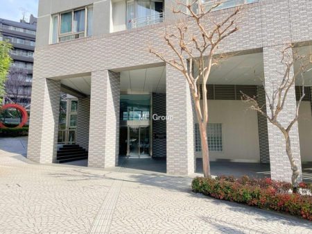 �G���g�����X -