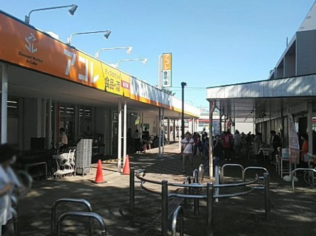 ���ӊ� �V���b�s���O�Z���^�[ 200m �����Ђ���������[�񃂁[��