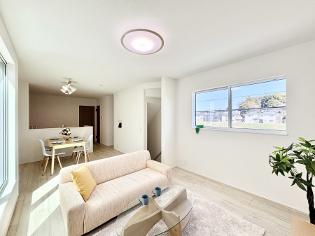 ���r���O �Ƒ��c���̎��Ԃ����������Ȃ��났�̃��r���O�_�C�j���O�B   �@