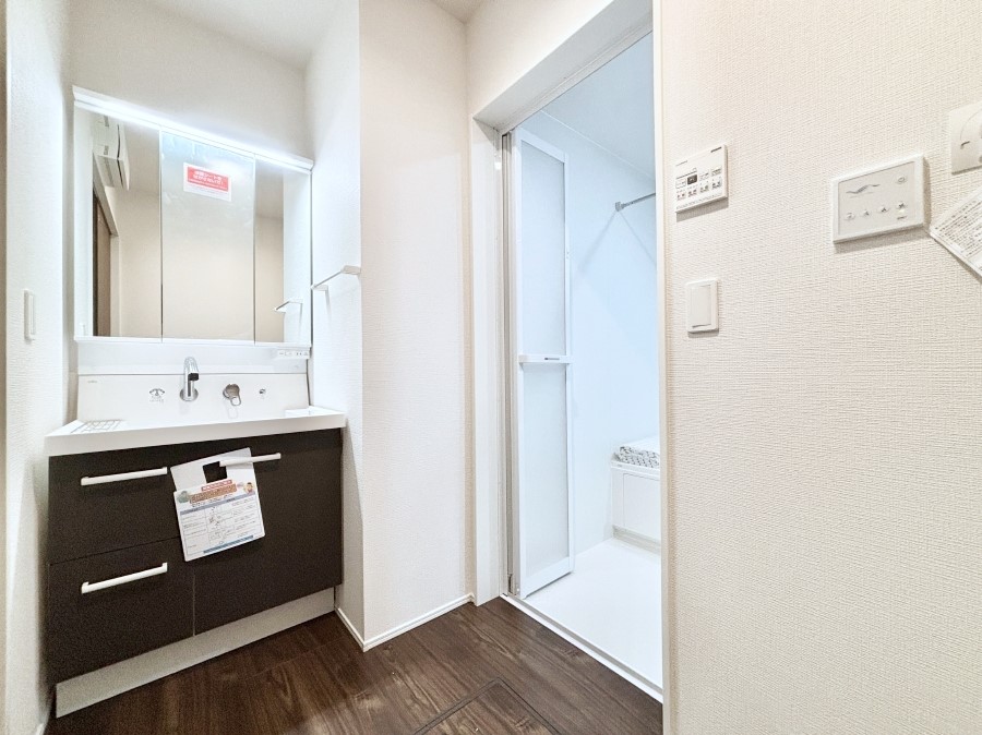 ���ʑ�E���ʏ� �傫�����₷���O�ʋ��Ő�����������ʑ�́A�g�����Ȃ݃`�F�b�N�┧�̂������ɂ������߂ł��B 