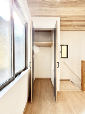 ���̑����� ���r���O���[�B�����Ɏ��[������ƕ����W�܂�LDK���X�b�L���Еt�������ł��ˁB  