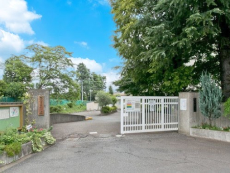 ���ӊ� ���w�Z 550m �����R�s�������R���w�Z