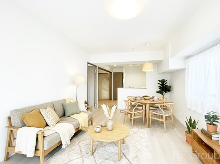 ���r���O �������������͋C�̂k�c�j�͉Ƒ��݂�Ȃ̉��K��ԁ��Ƌ��CG�ł�