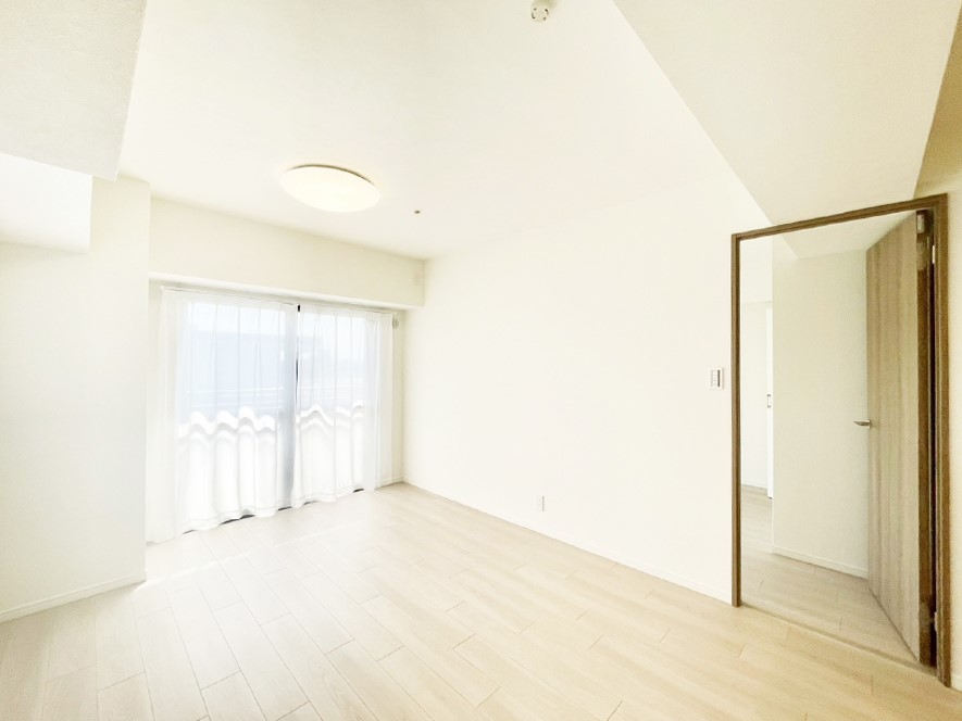 ���̑����� �Ƒ������R�ƏW�܂�e���̃X�y�[�X�ɂȂ肻��