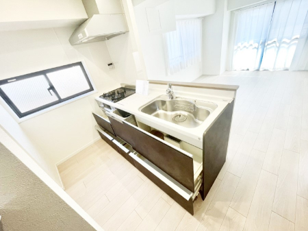 �L�b�`�� �������������I�ɁA�y�����I�V�X�e���L�b�`��