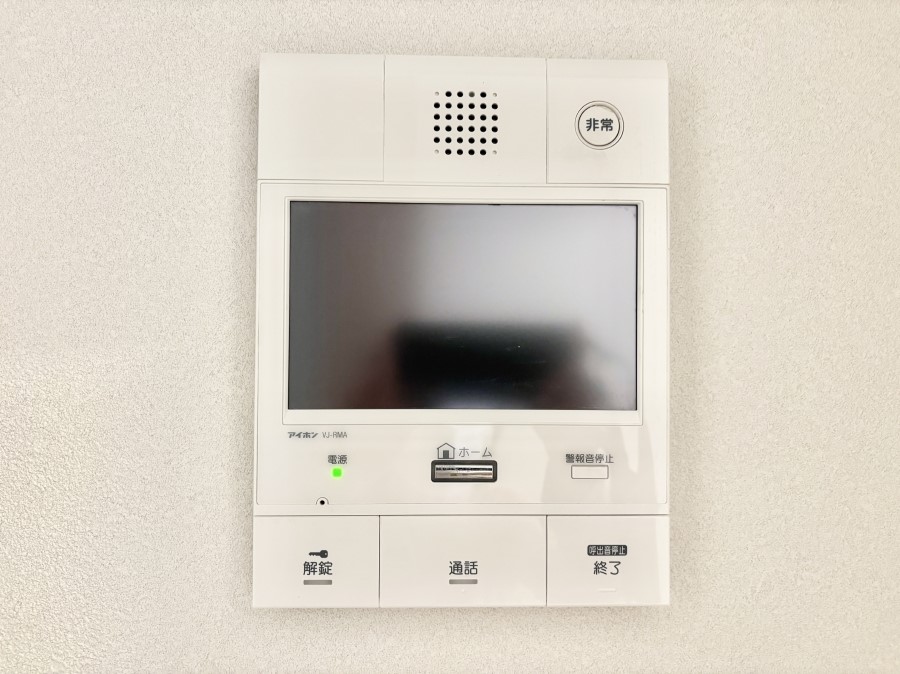 ���̑����� TV���j�^�[�t�C���^�[�t�H�����t���Ă��ăZ�L�����e�B�[��