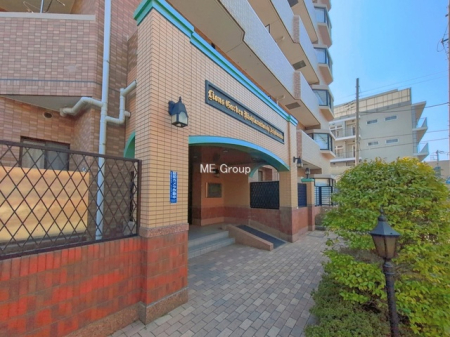 �G���g�����X -