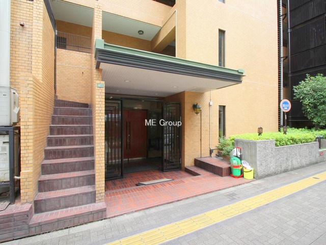 �G���g�����X -