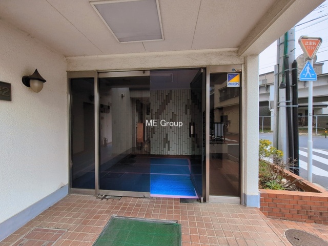 �G���g�����X -