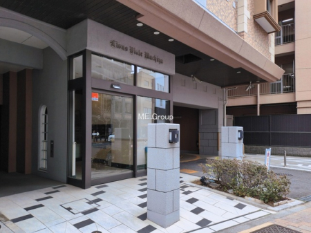 �G���g�����X -