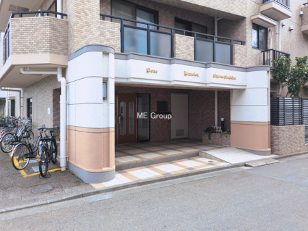 �G���g�����X -