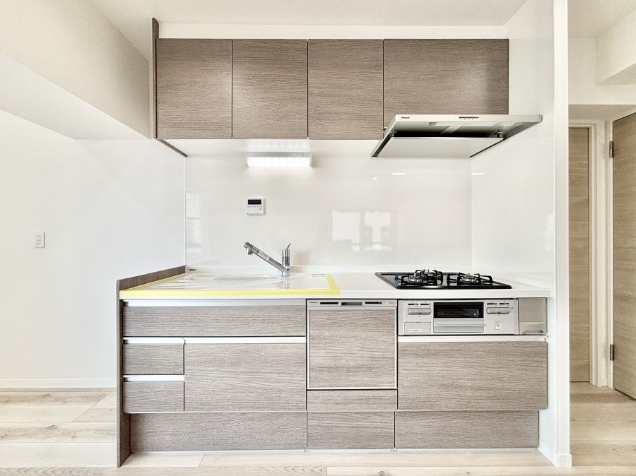 �L�b�`�� �������̂������ŉƑ��̏Ί炪�L����܂��I