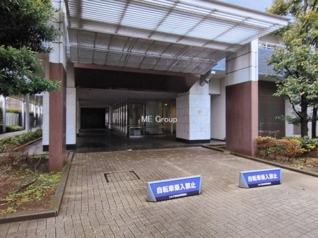 �G���g�����X -