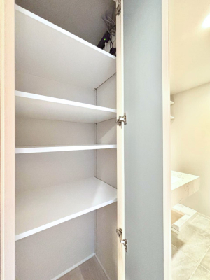 ���[ ���ʎ����[�B�^�I�����܂Ȃǂ̃X�g�b�N�u����ɕ֗��ł��B