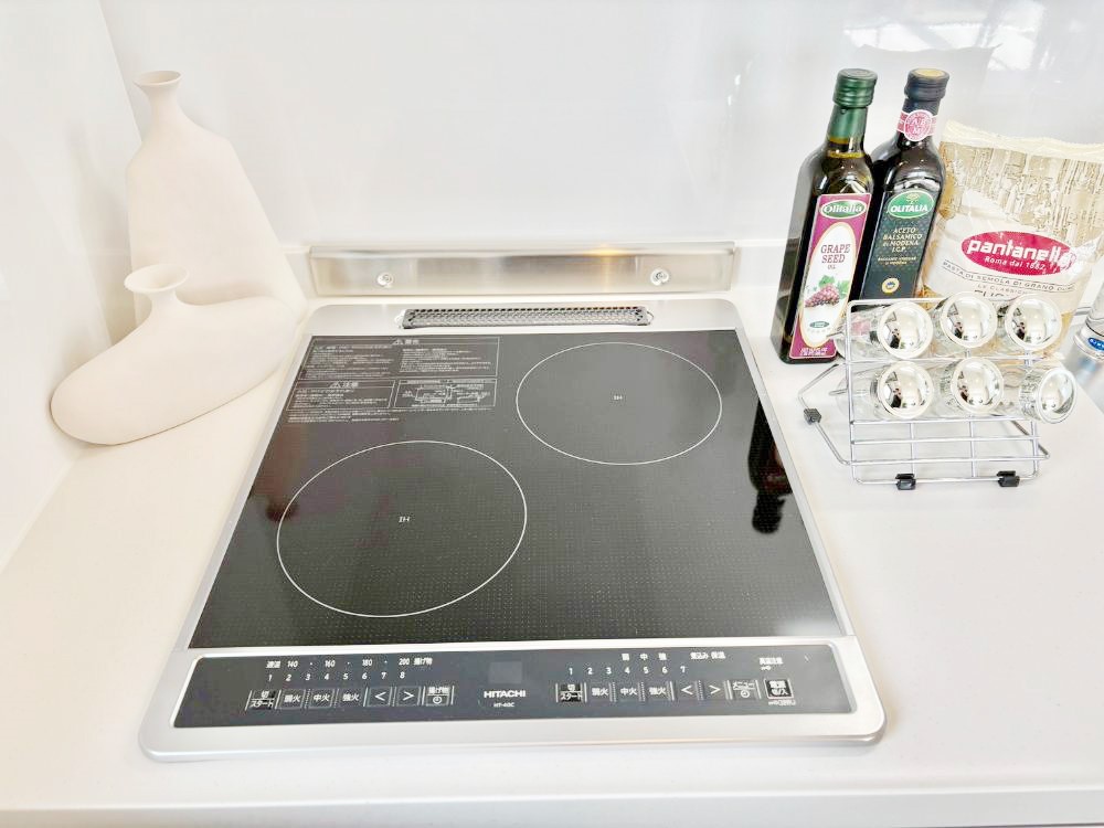 ���̑����� IH�N�b�L���O�q�[�^�[�͓V�̒����ʂ��t���b�g�Ȃ̂Œ�����̓T�b�ƈ�@�����邾���I