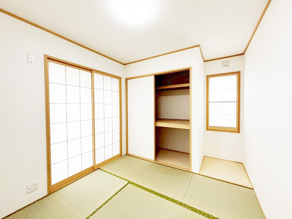 ���̑����� ���r���O�אڂ̘a���͖����̕�炵�ɖ����ƈ��炬�������炵�Ă���܂�