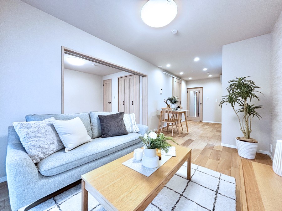 ���r���O �Ƒ��ꏏ�ɂ��H�����y���݂����Ȃ�L�X���r���O�_�C�j���O