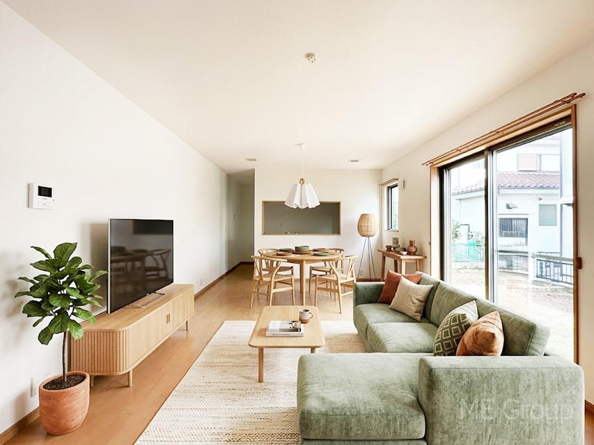 ���r���O �������������͋C�̂k�c�j�͉Ƒ��݂�Ȃ̉��K��ԁ��Ƌ��CG�ł�