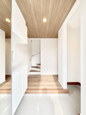 ���� �~���[�t���V���[�Y�{�b�N�X�͂��o�����O�̐g�����Ȃ݃`�F�b�N�ɕ֗�