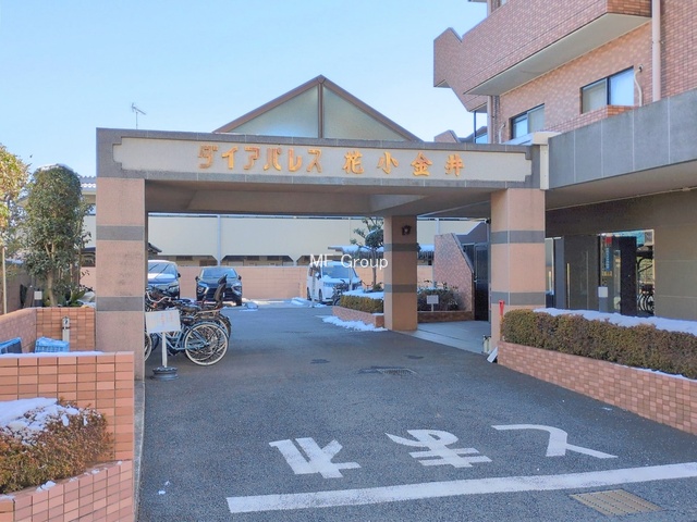 �G���g�����X -