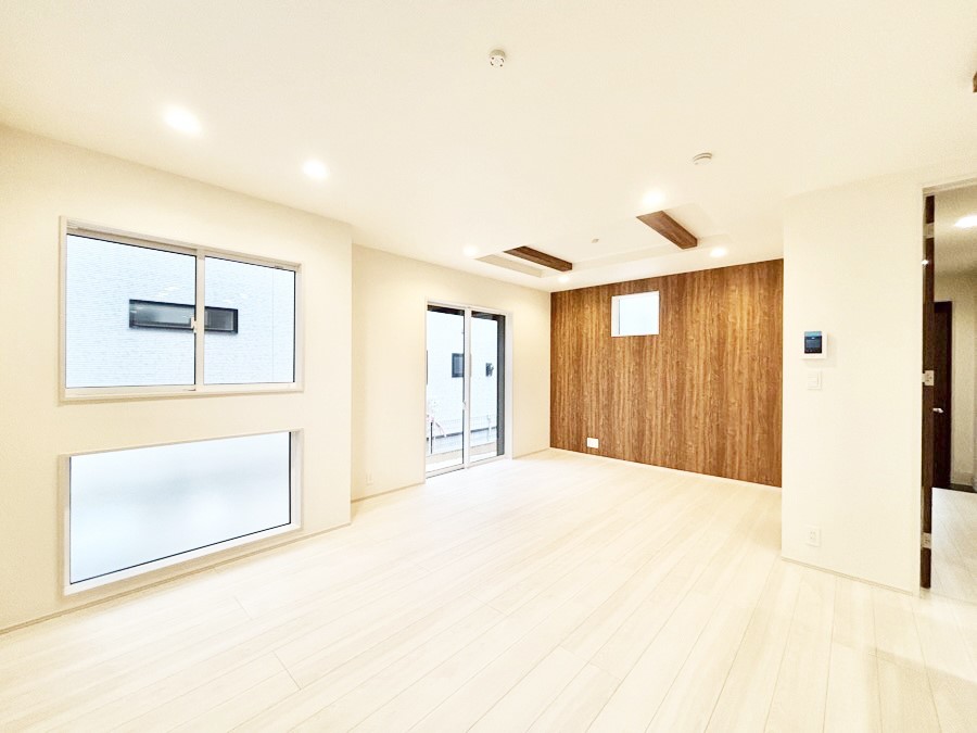 ���̑����� �Ƒ������R�ƏW�܂�e���̃X�y�[�X�ɂȂ肻��