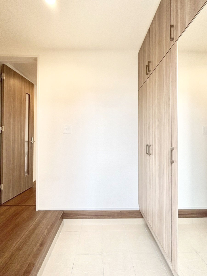 ���� �Ƒ��̋A��₨�q�l�������������}���錺��  