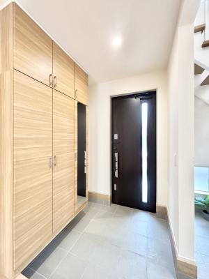 ���� ���邢���ւ͂��q�l�����o�}������̂ɂ҂�����ł��I 