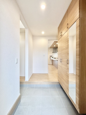 ���� �Ƒ��̋A��₨�q�l�������������}���錺��  