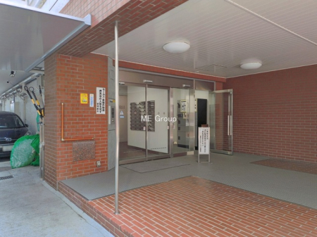 �G���g�����X -