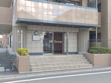 �G���g�����X -