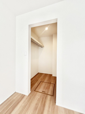 ���̑� �ߗނ��n���K�[�Ɋ|�����܂܎��[�ł���WIC�B�ߗނ̐������ڂ����₷���ĕ֗��ł��I